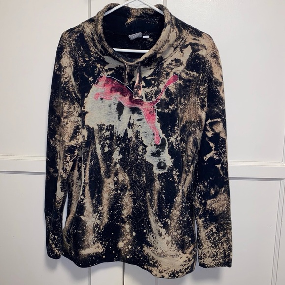 Puma XL Red Logo Bleach Dye Sweatshirt - Picture 1 of 9